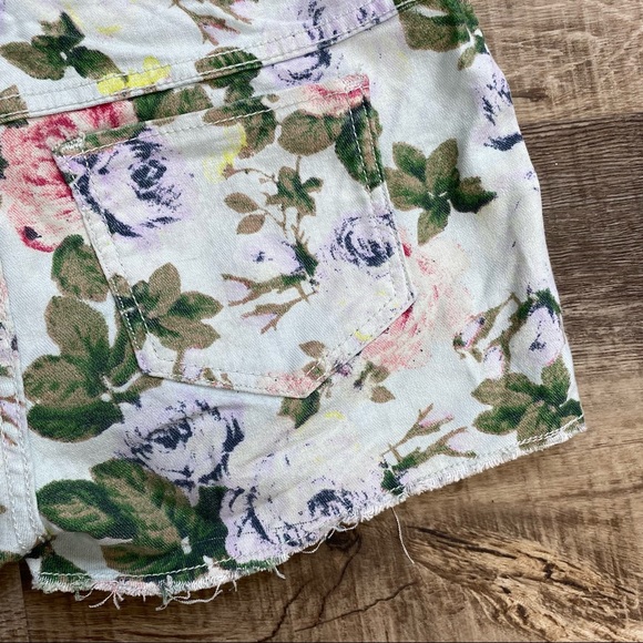 Flipside Reversible Shorts - Picture 7 of 14